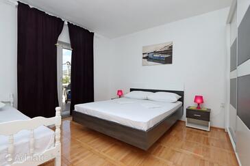 Apartmanok parkolóhellyel Senj - 5571