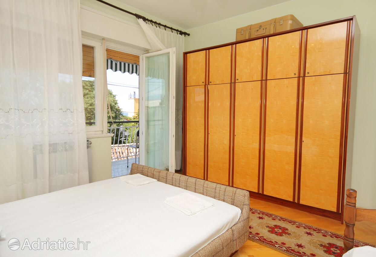 A-5572-a - Magánszállás - Apartmanok parkolóhellyel Senj