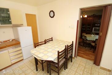 Appartementen met parkeerplaats Senj - 5572