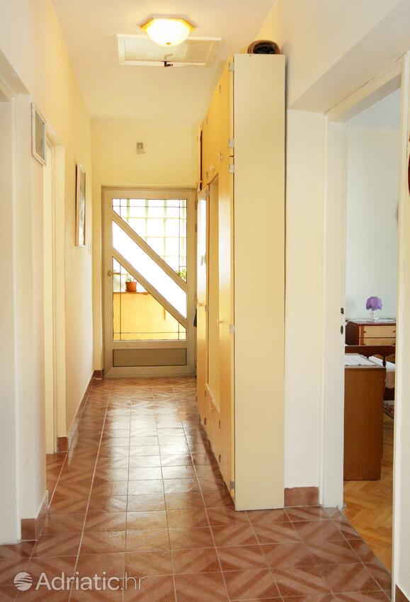 A-5572-a - Magánszállás - Apartmanok parkolóhellyel Senj