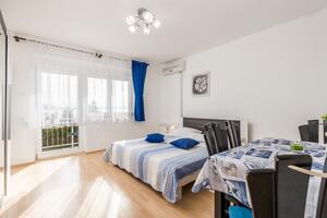 1-Zimmer-Ferienwohnung Klenovica, Novi Vinodolski (A-5575-a)