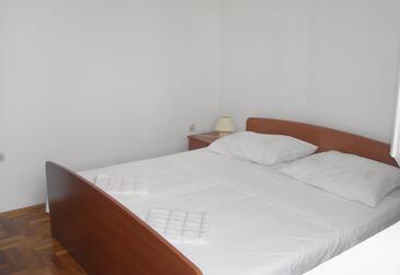 Apartments by the sea Klenovica, Novi Vinodolski - 5581