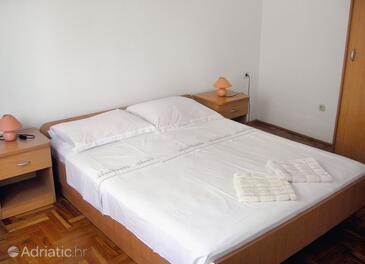 Apartments by the sea Klenovica, Novi Vinodolski - 5581