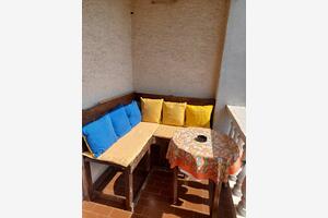 Egyszobás apartman Novi Vinodolski (A-5582-a(