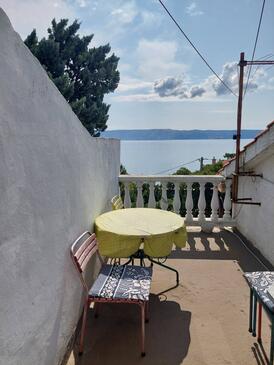 Apartments with parking space Novi Vinodolski - 5582