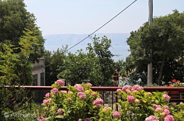 Apartments with parking space Novi Vinodolski - 5582