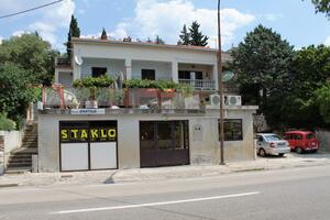 Appartements avec parking Novi Vinodolski - 5582
