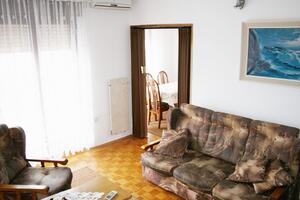 3-Zimmer-Ferienwohnung Novi Vinodolski (A-5583-a)