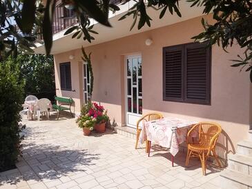 Jednopokojový apartmán Novi Vinodolski (A-5587-c)