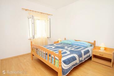 Apartments by the sea Novi Vinodolski - 5591