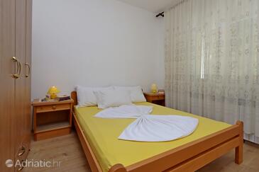 Apartments with parking space Dramalj, Crikvenica - 5592