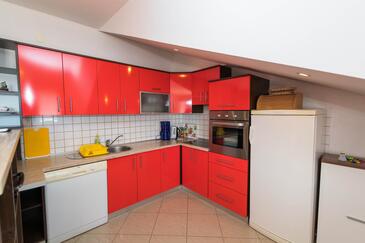 Family-friendly apartments with swimming pool Dramalj, Crikvenica - 5594