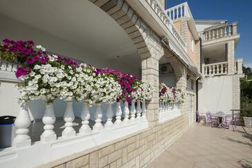 Family-friendly apartments with swimming pool Dramalj, Crikvenica - 5594