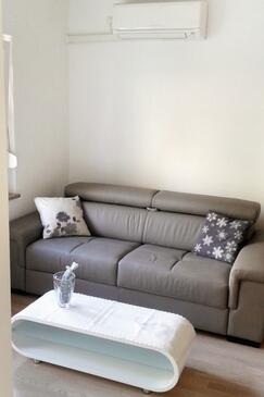 Apartmanok parkolóhellyel Crikvenica - 5595