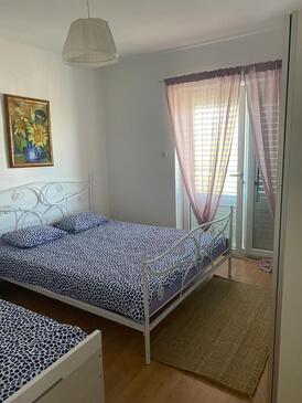 Apartments by the sea Dramalj, Crikvenica - 5596