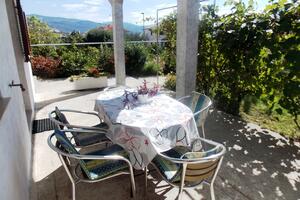 Dvosobni apartman Novi Vinodolski (A-5600-a)