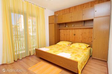 Appartements avec parking Supetar, Brac - 5612