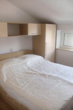 Apartments by the sea Sumartin, Brač - 5620