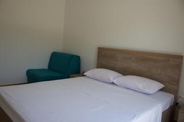 Apartmani i sobe s bazenom Pučišća, Brač - 5637