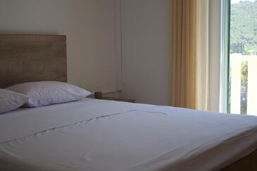 Appartamenti e camere con piscina Pucisca, Brazza - Brač - 5637