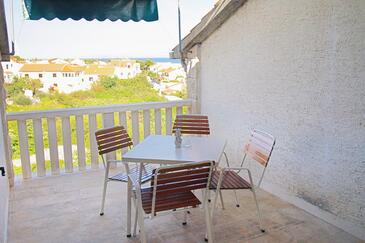 Apartments with parking space Supetar, Brač - 5648