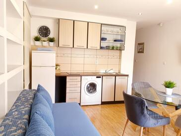 Apartments by the sea Supetar, Brač - 5656