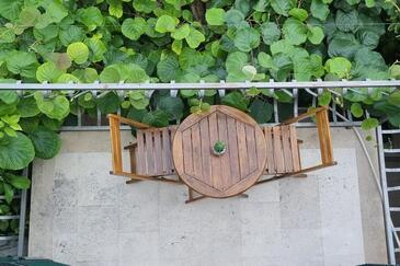 Appartamenti e camere con parcheggio San Pietro di Brazza - Supetar, Brazza - Brač - 5658