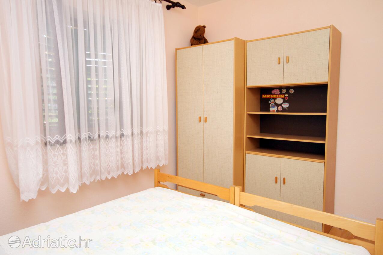 A-5659-b - Alloggi privati - Appartamenti con parcheggio Postire - Postira, Brazza - Brač