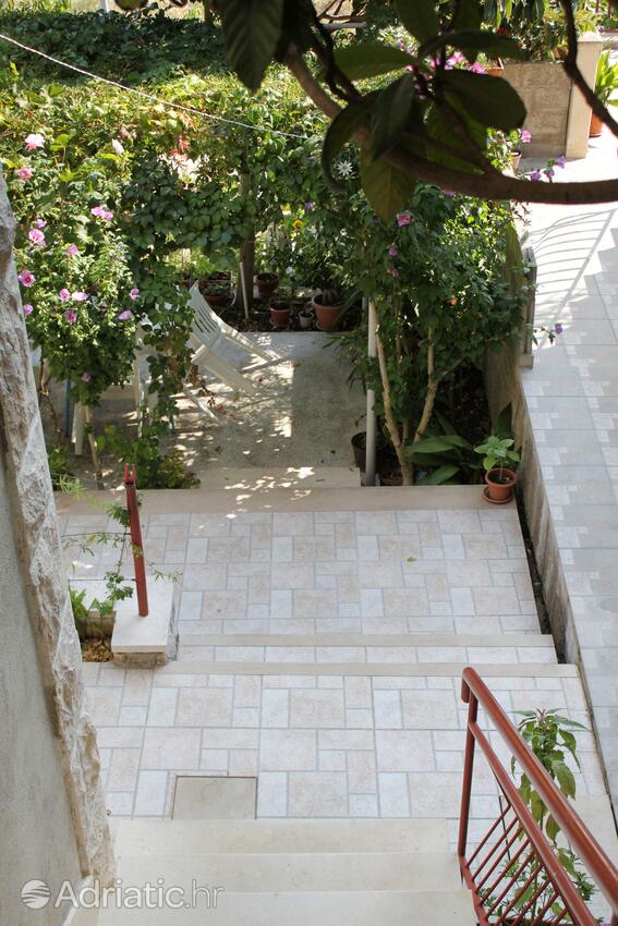 Giardino - Appartamenti con parcheggio Postire - Postira, Brazza - Brač