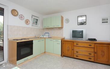 Apartments by the sea Splitska, Brač - 5664