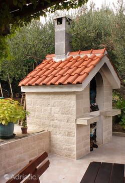 Апартаменты у моря Сплитска - Splitska, Брач - Brač - 5664