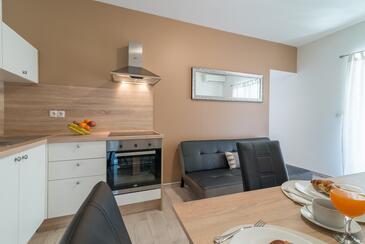 Apartments with terrace Nin, North Dalmatia