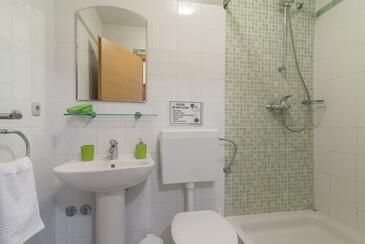 Apartments with terrace Nin, North Dalmatia