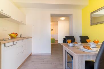 Apartments with terrace Nin, North Dalmatia