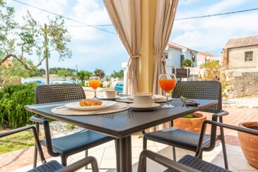 Apartments with terrace Nin, North Dalmatia