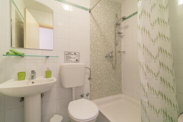 Apartments with terrace Nin, North Dalmatia