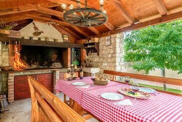 Apartments with terrace Nin, North Dalmatia