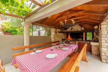 Apartments with terrace Nin, North Dalmatia