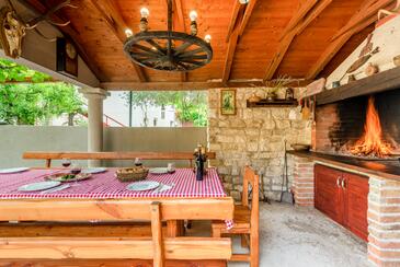 Apartments with terrace Nin, North Dalmatia