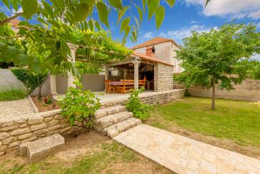 Apartments with terrace Nin, North Dalmatia