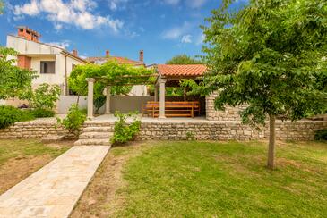 Apartments with terrace Nin, North Dalmatia