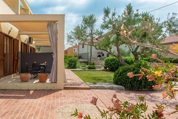 Apartments with terrace Nin, North Dalmatia