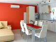 Gršćica, Jedáleň v ubytovacej jednotke apartment, WiFi.