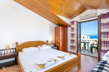 Ferienwohnungen mit Parkplatz Supetar, Brac - 5670