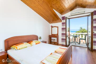 Ferienwohnungen mit Parkplatz Supetar, Brac - 5670