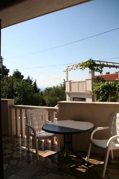 Apartments with parking space Supetar, Brač - 5670