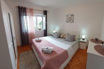 Ferienwohnungen am Meer Sucuraj, Hvar - 5671