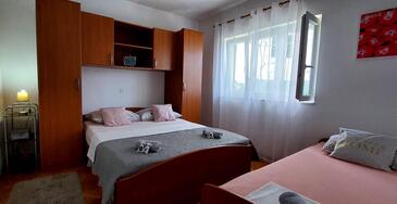 Ferienwohnungen am Meer Sucuraj, Hvar - 5671