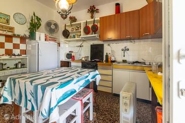 Apartmanok a tenger mellett Bobovisca na Moru, Brac - 5682