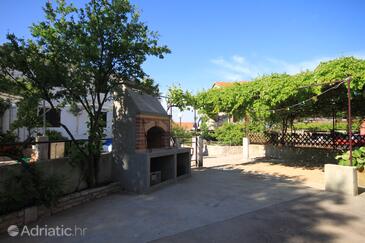 Apartamente cu parcare Jelsa, Hvar - 5703